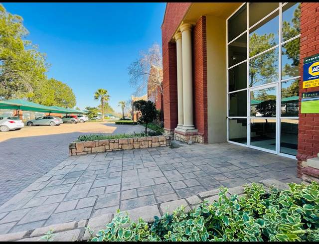 434M² OFFICE TO LET IN FOURWAYS
